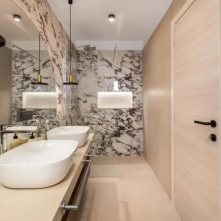 Pet Friendly In With Sauna *