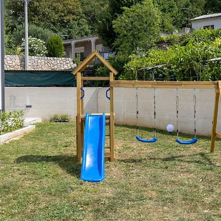 Σπίτι διακοπών Pet Friendly In With Sauna *